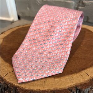 Vineyard‎ Vines Pink and White Geometric Silk Tie